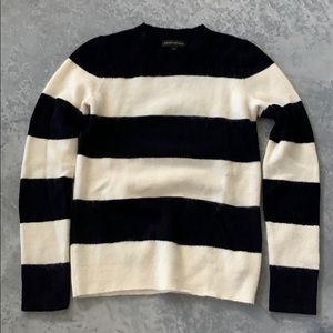 Banana republic navy and white stripe sweater